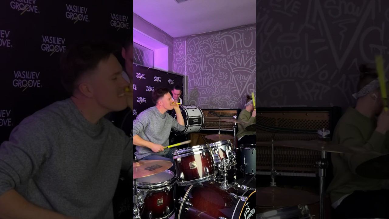 А царицу можете? Можем #vasilievgroove #шоубарабанщиков #cover #царица #каверцарица смотреть онлайн