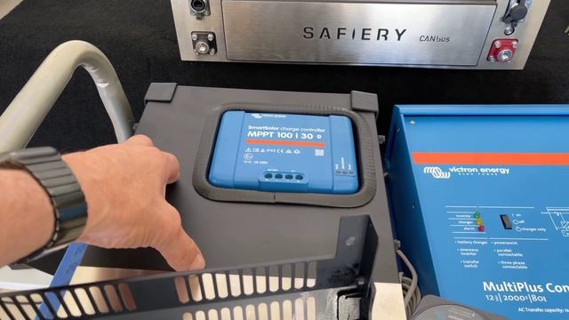 Ford Transit Custom DIY 12V 1500W Buck/Boost 400W Solar 200Ah Safiery CANbus Lithium 2000W Inverter