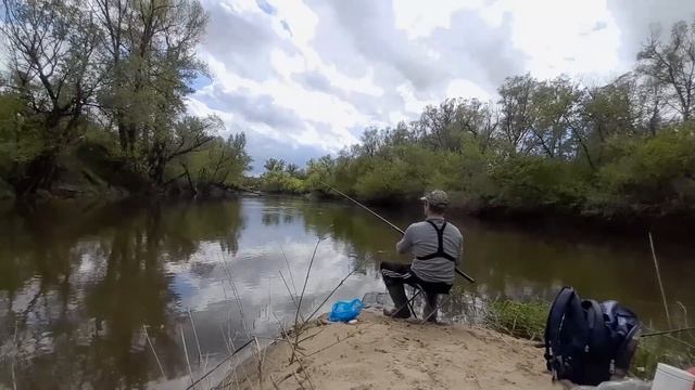 Рыбалка на поплавок на реке в проводку 2022. смотреть онлайн