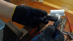 Ремонт дверного доводчика. Подробная разборка устранение течи масла, регулировка. Поломка шлицов.