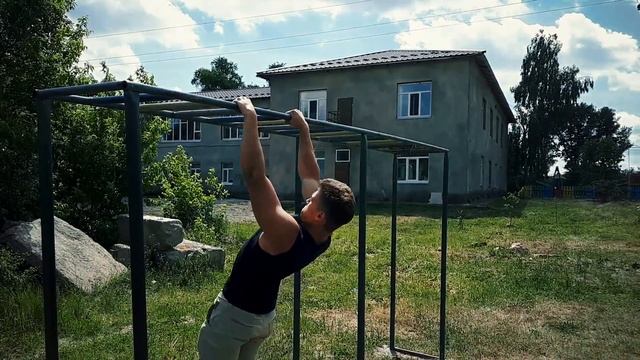 КАК СТАТЬ СИЛЬНЕЙШИМ АТЛЕТОМ!? смотреть онлайн