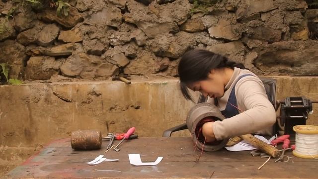?The Genius Girl Helps Villagers Repair A Scrapped Water Pump, Machine Has Amazing Power! | Linguoe смотреть онлайн