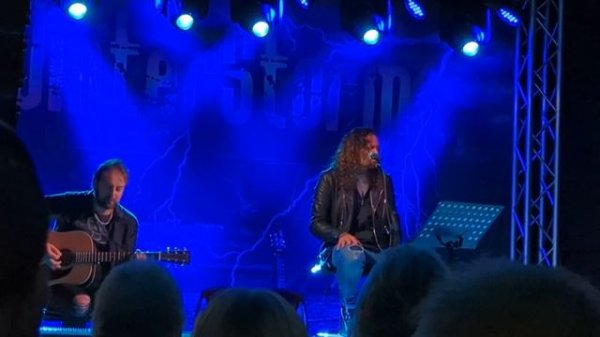 Ronnie Romero - Holy Diver