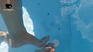 Каркасный бассейн.  Как заклеить Дырку на дне под водой НЕ НЫРЯЯ!