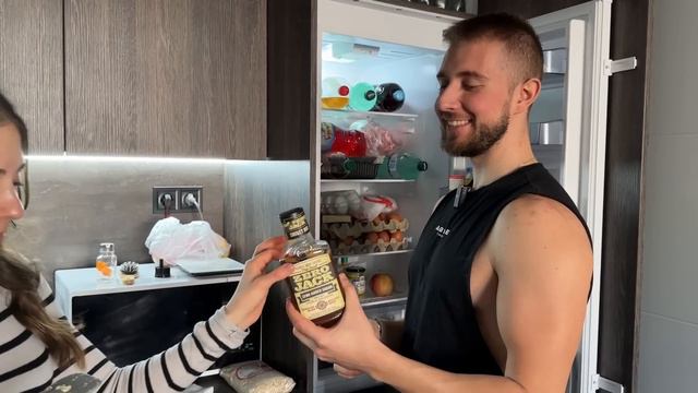 БЮДЖЕТНО: ДАДОХ 100ЛВ НА ГЕОРГИ ДА СИ КУПИ КАКВОТО ИСКА ОТ ФАНТАСТИКО смотреть онлайн