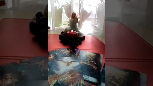 ? Что вам хотят сказать карты ? смотреть онлайн