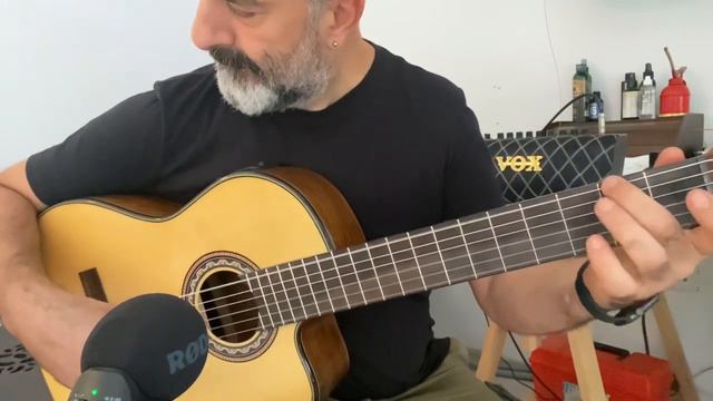 Valencia VC564CE Naturel Elektro Klasik Gitar