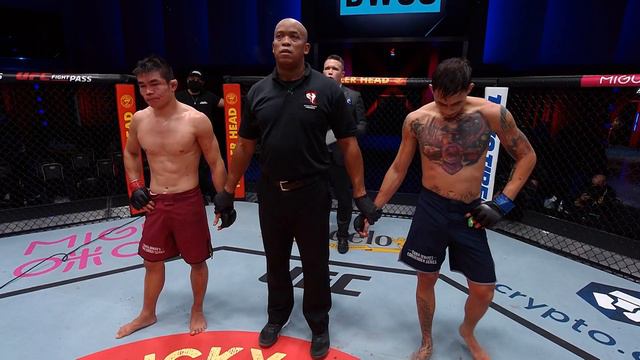 #UFCMexico Cristian Quiñonez: Más Tranquilo, Más Violento смотреть онлайн
