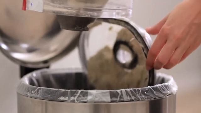 Как очистить контейнер пылесоса Dyson Ball? смотреть онлайн