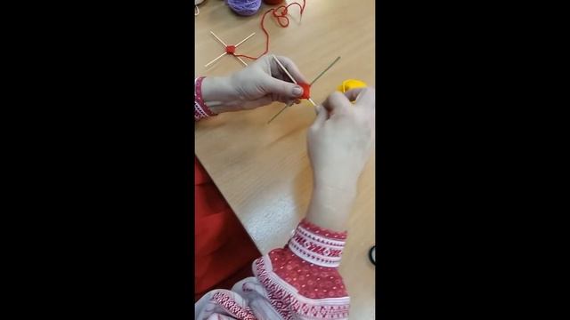 Солнышко из ниток смотреть онлайн