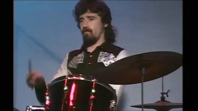 Clifford T Ward - Ocean Of Love (Live, BBC TV 1976) смотреть онлайн