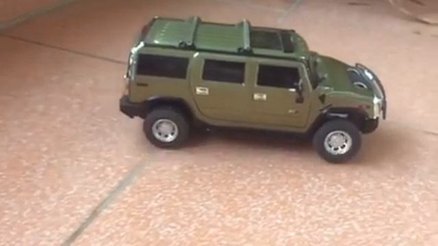 Just 10$ Hummer rocks in slow motion смотреть онлайн