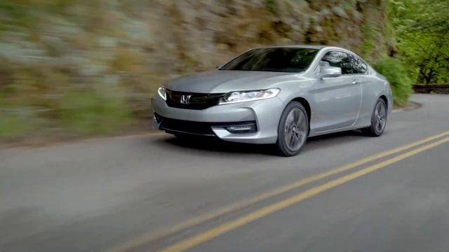 2017 Honda Accord Coupe V6 Review...Last V6 Accord смотреть онлайн