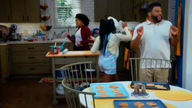 Nickelodeon Russia/CIS Continuity смотреть онлайн