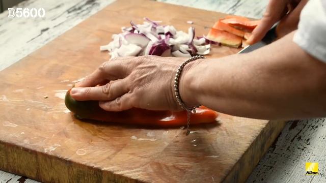 Nikon D5600: Sample Video смотреть онлайн