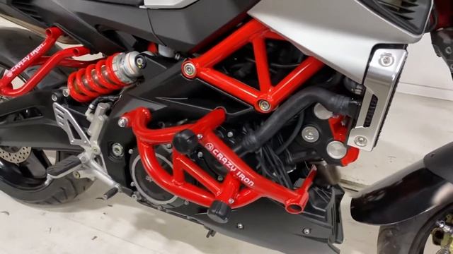 Защитный комплект Crazy Iron на Aprilia Shiver 900 (клетка, сабкейдж, колёсные пеги) смотреть онлайн