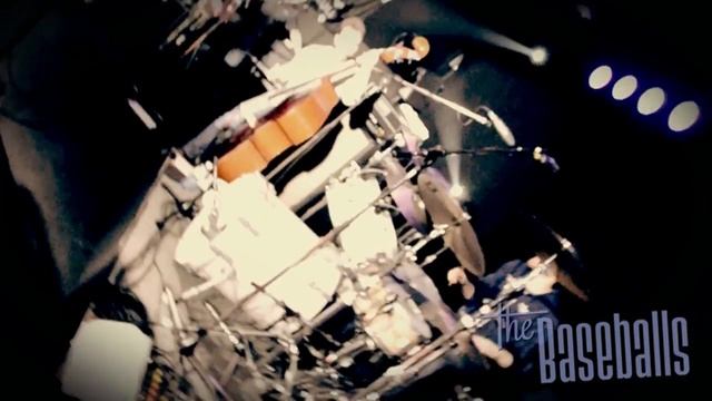 The Baseballs - Ai Se Eu Te Pego (Nossa) Cover смотреть онлайн