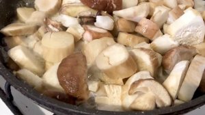 Как  жарить белые грибы и правильно заморозить на зиму