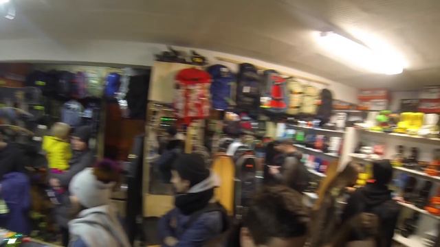Как работает магазин Ghettosport с приходом зимы смотреть онлайн