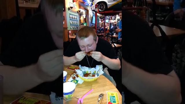Sasha "Ved" Makarov Does the Atomic Wing Challenge смотреть онлайн