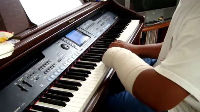 The Duet from House MD - Hugh Laurie Piano Cover смотреть онлайн