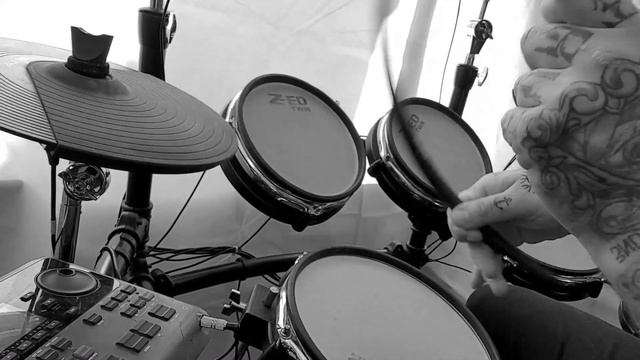 Billie Eilish | Bury a Friend (Drum Cover) смотреть онлайн