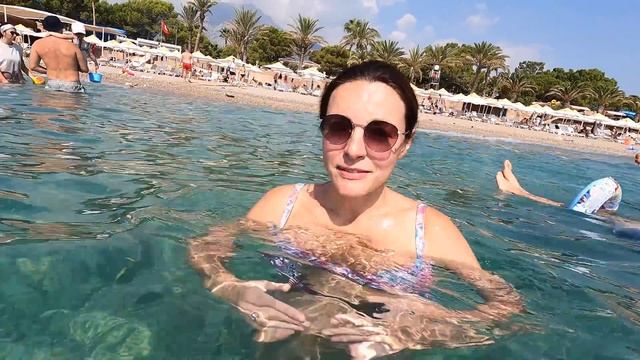 СТРАДАЕТ НА ОТДЫХЕ В ТУРЦИИ? Мучаю беременную жену ради контента? Ответы на комментарии смотреть онлайн