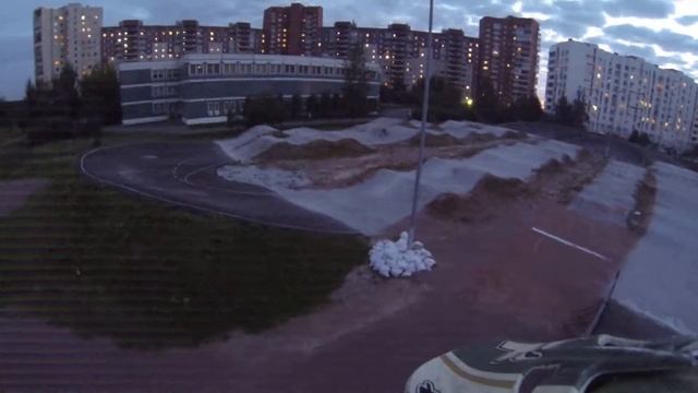 Саша на bmx треке смотреть онлайн