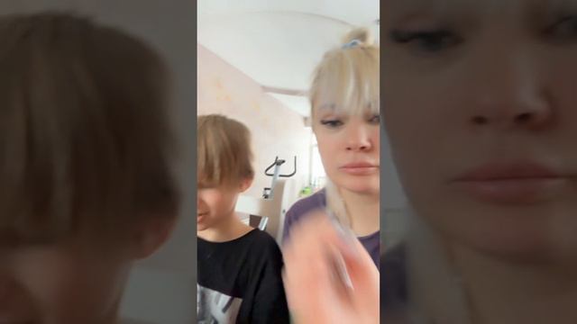 Вечный карандаш 😳👍 #love #а4 #мем #тикток #пранк #рофл #tiktok #funny #приколы #прикол #мемы смотреть онлайн