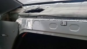 Снятие полки Лачетти.  Или замена ламп в повторителе стопов.