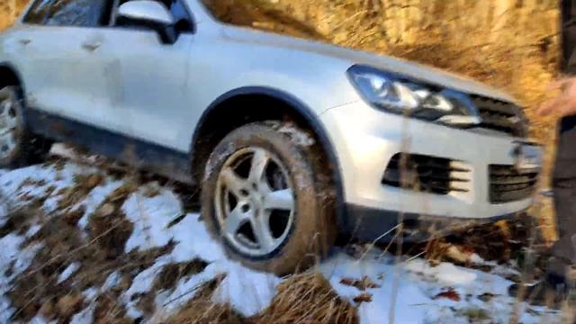 Способен ли Туарег к езде вне дорог? в компании с Prado 120, Trailblaizer и Hover смотреть онлайн