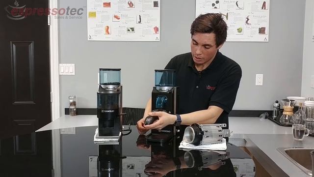 Comparing The Rancilio Rocky Doser And Doserless Grinders - Espressotec смотреть онлайн