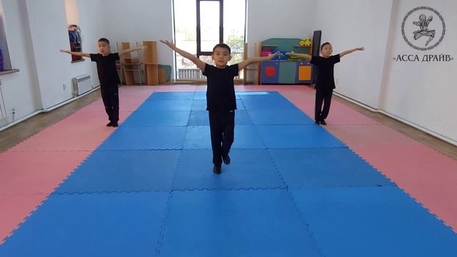 "Асса Драйв" - Отчётный урок. Начально - подготовительная группа. смотреть онлайн