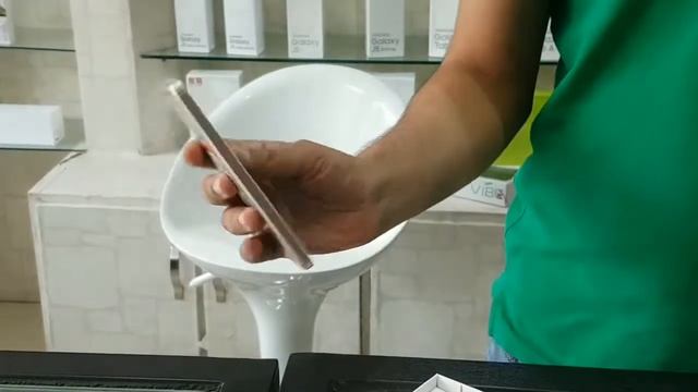 Xiaomi Redmi 4A gold смотреть онлайн