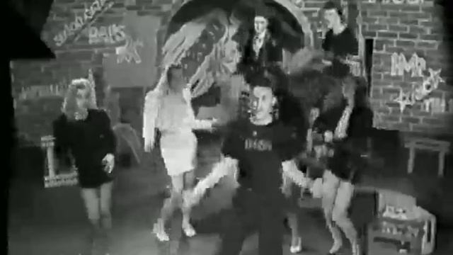 Псковское тв 1992 г. М.Янушкевич г.Штрафной удар 2 смотреть онлайн