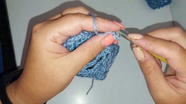 Узор крючком паучки по кругу. смотреть онлайн