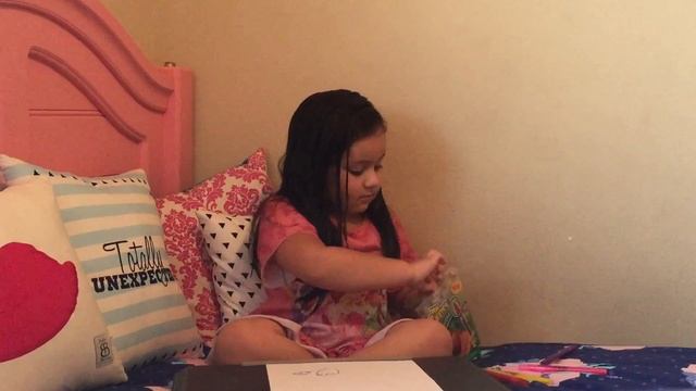 Mr. Sketch Scented Crayons Review смотреть онлайн