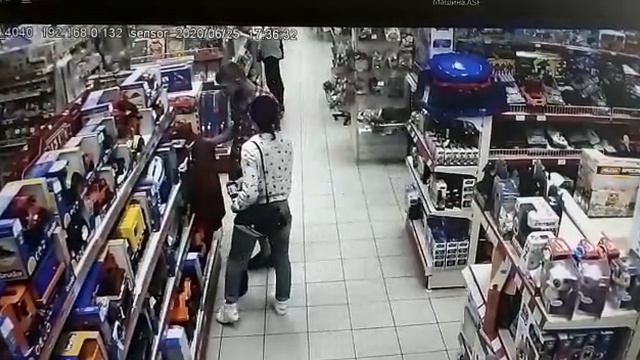 Украли игрушку в магазине смотреть онлайн
