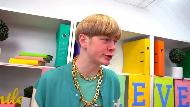 Я Впала в Кому и Стала Призраком! Мой Парень Мне Изменяет?! смотреть онлайн