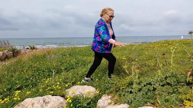 Море и цветы, эти песни я пою для вас/ Beautiful sea and flowers, this songs I sing for you смотреть онлайн