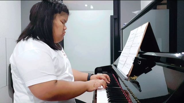 หนูจี Piano Grade 3 ฝึกเล่นเพลง Sonata in G major ท่อน A / Rain / SunRise in the matterhorn смотреть онлайн