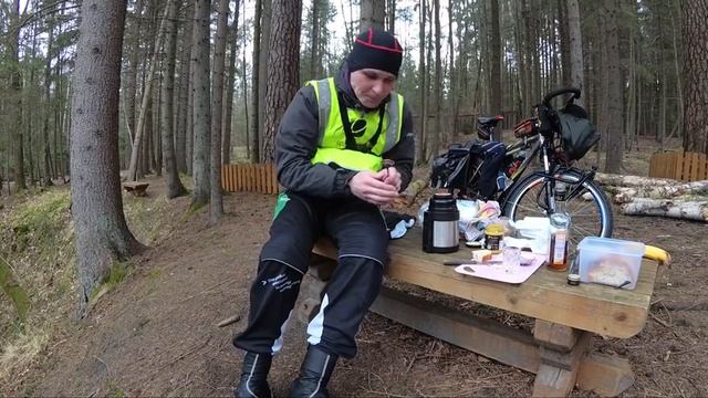 На обед туда, где нет вируса и где жил К. Донелайтис смотреть онлайн