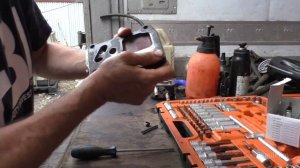 Разбираем корпус масляного фильтра ммз 245 Е-4