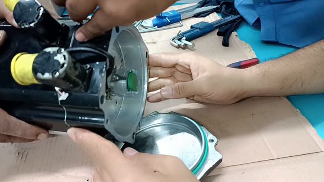 How To Open Servo Motor & Encoder. How To Change Servo Motor Bearing. Servo Motor Repairing Details