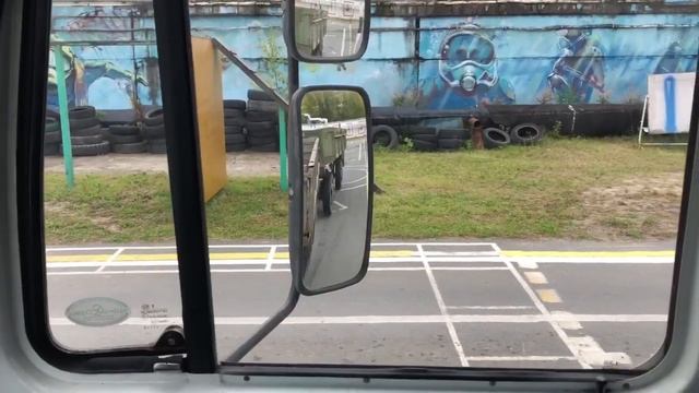 Разбираем Мерса,ездим на газоне с прицепом смотреть онлайн