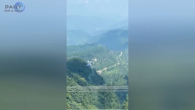 Total Idiots Dangerous in Road | Crazy Truck & Car Fails Compilation 2022 смотреть онлайн