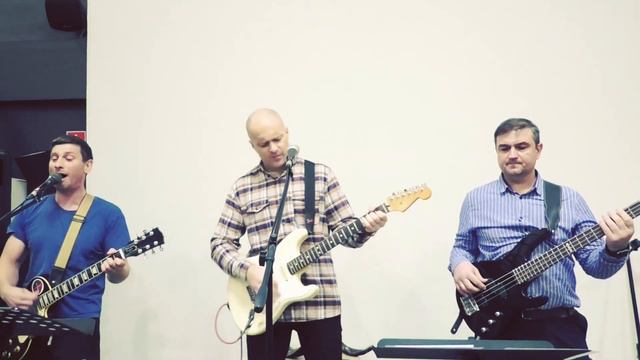 Бог наш есть огонь (хвала) смотреть онлайн