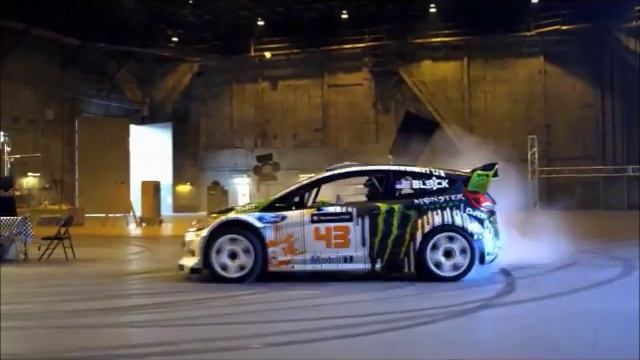 Ken Block. Ford Fiesta 2011. Drift.