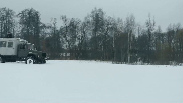 ГАЗ 3308 Садко (колеса ЗИЛ-131) зимой Подмосковье смотреть онлайн