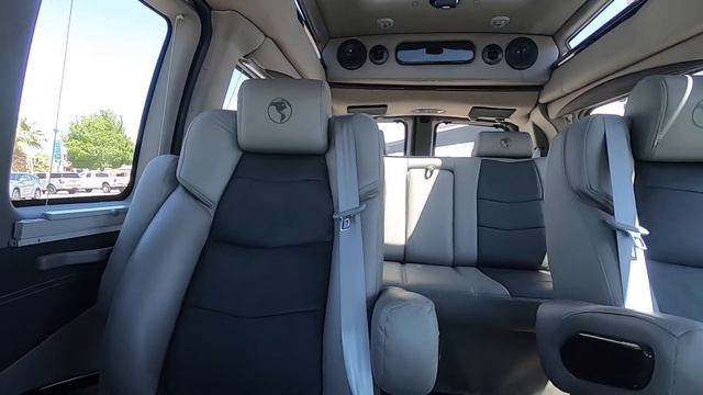 2020 GMC Savana Conversion Van смотреть онлайн